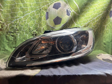 Laden Sie das Bild in den Galerie-Viewer, Frontscheinwerfer Volvo S60 V60 31420108 Xenon Links Scheinwerfer Headlight SCH8647919034uc