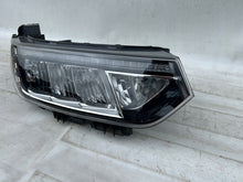 Laden Sie das Bild in den Galerie-Viewer, Frontscheinwerfer Ssangyong Tivoli 83104-35050 LED Rechts Scheinwerfer Headlight SCH8650536018ch