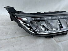 Laden Sie das Bild in den Galerie-Viewer, Frontscheinwerfer Ssangyong Tivoli 83104-35050 LED Rechts Scheinwerfer Headlight SCH8650536018ch