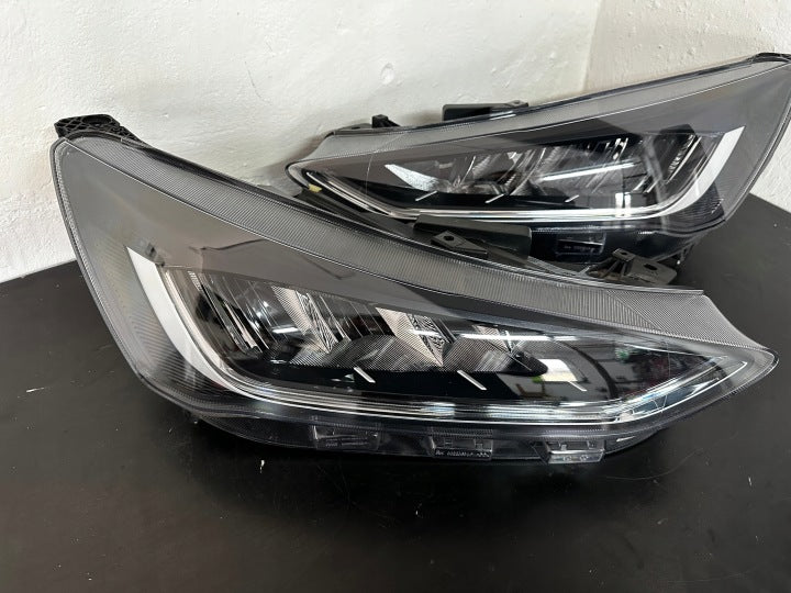 Frontscheinwerfer Ford Focus NX7B-13E014- Full LED Ein Satz Headlight SCH8652536250yn