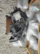 Laden Sie das Bild in den Galerie-Viewer, Frontscheinwerfer Audi Q3 8U0941006A LED Rechts Scheinwerfer Headlight SCH8659949949gk