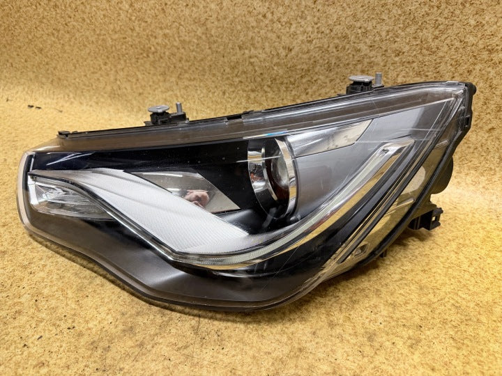 Frontscheinwerfer Audi A1 8X0941005 Xenon Links Scheinwerfer Headlight SCH8661854124yf