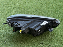 Load image into Gallery viewer, Frontscheinwerfer VW Taigo 2G7941005A Links Scheinwerfer Headlight SCH8665638922iq