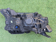 Load image into Gallery viewer, Frontscheinwerfer Kia Sorento I 92101P2120 LED Links Scheinwerfer Headlight SCH8668296268xv