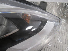 Laden Sie das Bild in den Galerie-Viewer, Frontscheinwerfer Ford Fiesta I 13E014CC Ein Stück (Rechts oder Links) Headlight SCH8670617443cc