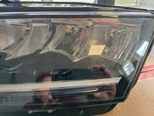 Laden Sie das Bild in den Galerie-Viewer, Frontscheinwerfer Skoda Octavia IV 5E4941015 Links Scheinwerfer Headlight SCH8670781363oo