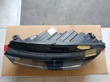 Laden Sie das Bild in den Galerie-Viewer, Frontscheinwerfer Skoda Octavia IV 5E4941015 Links Scheinwerfer Headlight SCH8670781363oo