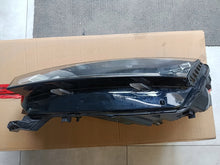 Laden Sie das Bild in den Galerie-Viewer, Frontscheinwerfer Skoda Octavia IV 5E4941015 Links Scheinwerfer Headlight SCH8670781363oo