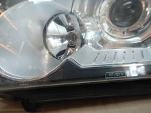 Laden Sie das Bild in den Galerie-Viewer, Frontscheinwerfer Land Rover Freelander 2 6H52-13W030-EE Xenon Links Headlight SCH8672766402pu