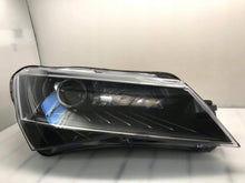 Laden Sie das Bild in den Galerie-Viewer, Frontscheinwerfer Skoda Superb 3V1941015A 1ZS01193921 Rechts Headlight SCH8672988743as