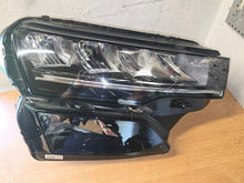 Laden Sie das Bild in den Galerie-Viewer, Frontscheinwerfer Skoda Karoq 57B941010 Rechts Scheinwerfer Headlight SCH8674054136ze