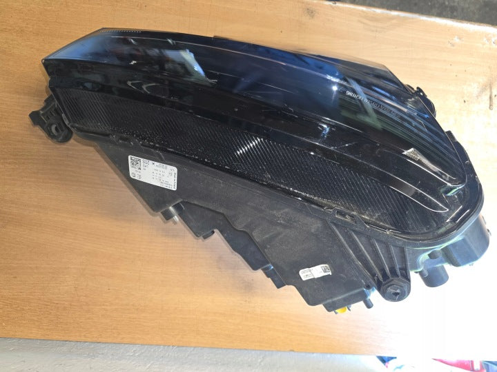 Frontscheinwerfer Skoda Karoq 57B941010 Rechts Scheinwerfer Headlight SCH8674054136ze