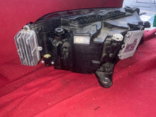 Laden Sie das Bild in den Galerie-Viewer, Frontscheinwerfer Skoda Superb 3V1941015D Links Scheinwerfer Headlight SCH8674922550gj