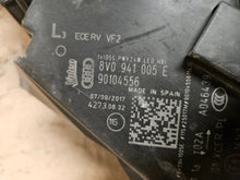 Laden Sie das Bild in den Galerie-Viewer, Frontscheinwerfer Audi A3 8V0941005E Links Scheinwerfer Headlight SCH8675180112tb