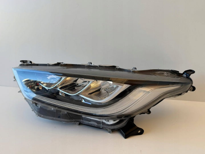 Frontscheinwerfer Toyota Yaris EUK0-8 LED Links Scheinwerfer Headlight SCH8679889472nj