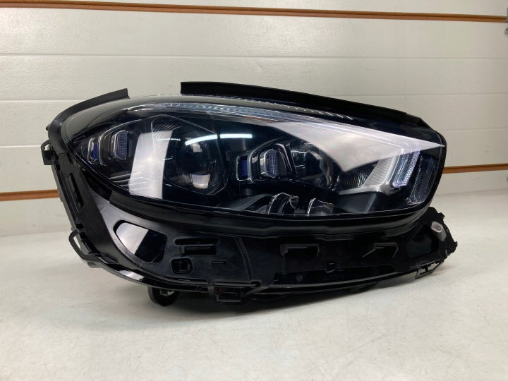 Frontscheinwerfer Mercedes-Benz W213 A2139066810 LED Rechts Headlight SCH8683896929yd