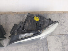 Laden Sie das Bild in den Galerie-Viewer, Frontscheinwerfer BMW E93 E92 7239928 7239927 7273203 7273204 Ein Satz Headlight SCH8684047203fw