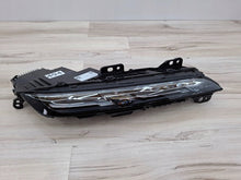 Laden Sie das Bild in den Galerie-Viewer, Frontscheinwerfer BMW 7 9879936-15 Rechts Scheinwerfer Headlight SCH8702927065qi