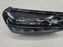Laden Sie das Bild in den Galerie-Viewer, Frontscheinwerfer Skoda Fabia IV 6VB941016 Rechts Scheinwerfer Headlight SCH8703888932ch