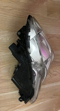 Laden Sie das Bild in den Galerie-Viewer, Frontscheinwerfer Mercedes-Benz A207 2078204361 Links Scheinwerfer Headlight SCH8707486724dl