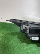 Laden Sie das Bild in den Galerie-Viewer, Frontscheinwerfer Kia Sportage 921013U250 Links Scheinwerfer Headlight SCH8721552016gd