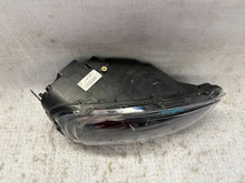 Laden Sie das Bild in den Galerie-Viewer, Frontscheinwerfer Citroën C4 Cactus 9821349680 Rechts Scheinwerfer Headlight SCH8733710238cf