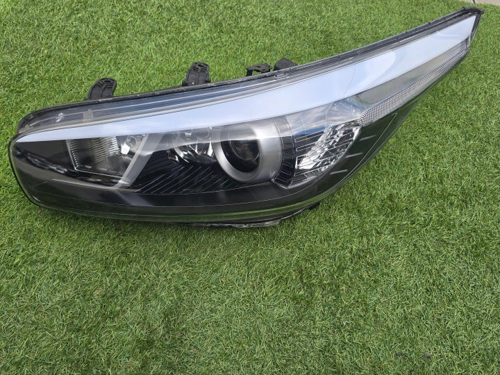 Frontscheinwerfer Kia Ceed 92101A2220 Links Scheinwerfer Headlight SCH8742479600wx
