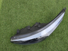 Laden Sie das Bild in den Galerie-Viewer, Frontscheinwerfer Kia Ceed 92101A2220 Links Scheinwerfer Headlight SCH8742479600wx