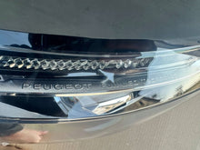Laden Sie das Bild in den Galerie-Viewer, Frontscheinwerfer Peugeot 5008 9826572780 Links Scheinwerfer Headlight SCH8744053202ko