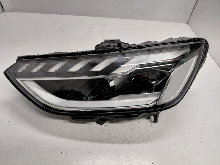 Frontscheinwerfer Audi A4 B9 8W0941033D Links Scheinwerfer Headlight SCH8750353438ot