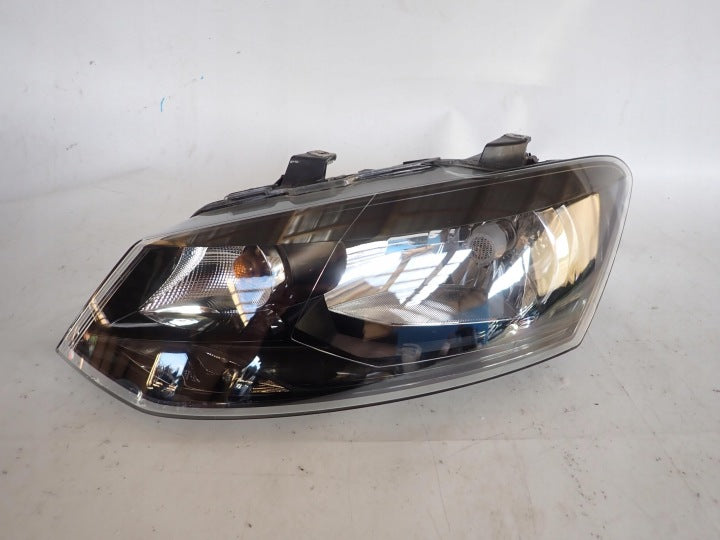 Frontscheinwerfer VW Polo 6R1941015E Links Scheinwerfer Headlight SCH8755931227re