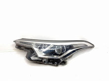 Laden Sie das Bild in den Galerie-Viewer, Frontscheinwerfer Toyota Chr 81170F403100 Links Scheinwerfer Headlight SCH8756130602zt