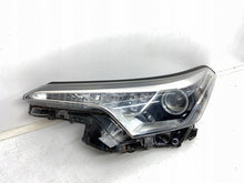 Laden Sie das Bild in den Galerie-Viewer, Frontscheinwerfer Toyota Chr 81170F403100 Links Scheinwerfer Headlight SCH8756130602zt