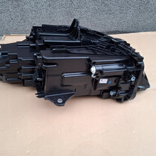 Laden Sie das Bild in den Galerie-Viewer, Frontscheinwerfer BMW 5A77EB4-04 LED Rechts Scheinwerfer Headlight SCH8757984045rv