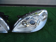 Laden Sie das Bild in den Galerie-Viewer, Frontscheinwerfer Mercedes-Benz W169 A1698206761 Xenon Rechts Headlight SCH8758504494ez