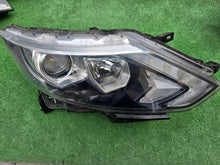 Laden Sie das Bild in den Galerie-Viewer, Frontscheinwerfer Nissan Qashqai I 100-18013 Rechts Scheinwerfer Headlight SCH8761363563dl
