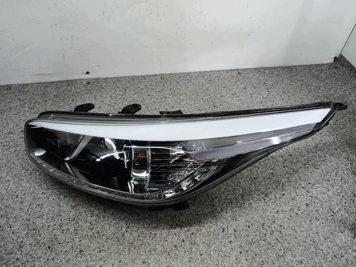 Frontscheinwerfer Kia 92101-A2220 Links Scheinwerfer Headlight SCH8767195484zb