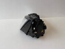 Laden Sie das Bild in den Galerie-Viewer, Frontscheinwerfer Audi A1 8XA941005 Xenon Links Scheinwerfer Headlight SCH8771627854yh