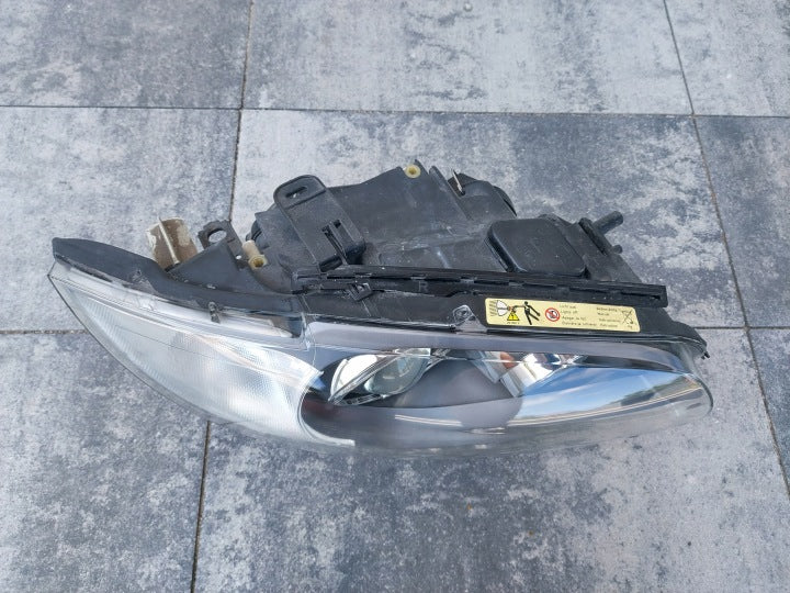 Frontscheinwerfer BMW E88 E81 E82 E87 7181282-02 Rechts Scheinwerfer Headlight SCH8772563312yh