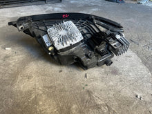 Laden Sie das Bild in den Galerie-Viewer, Frontscheinwerfer Opel Astra L 9858776980 LED Rechts Scheinwerfer Headlight SCH8775752171jg