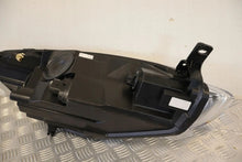 Laden Sie das Bild in den Galerie-Viewer, Frontscheinwerfer Ford Fiesta H1BB13101CJ Rechts Scheinwerfer Headlight SCH8777135973vi