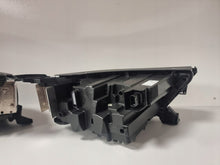 Laden Sie das Bild in den Galerie-Viewer, Frontscheinwerfer Opel Mokka 9867455880 LED Ein Satz Scheinwerfer Headlight SCH8794440886ja