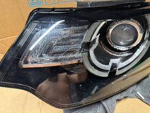 Laden Sie das Bild in den Galerie-Viewer, Frontscheinwerfer Land Rover I Sport Discovery FK7213W030HF Links Headlight SCH8795363912jg