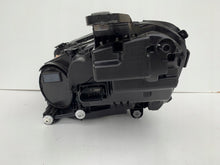 Laden Sie das Bild in den Galerie-Viewer, Frontscheinwerfer Mercedes-Benz W213 A2139061205 LED Rechts Headlight SCH8802203526wv