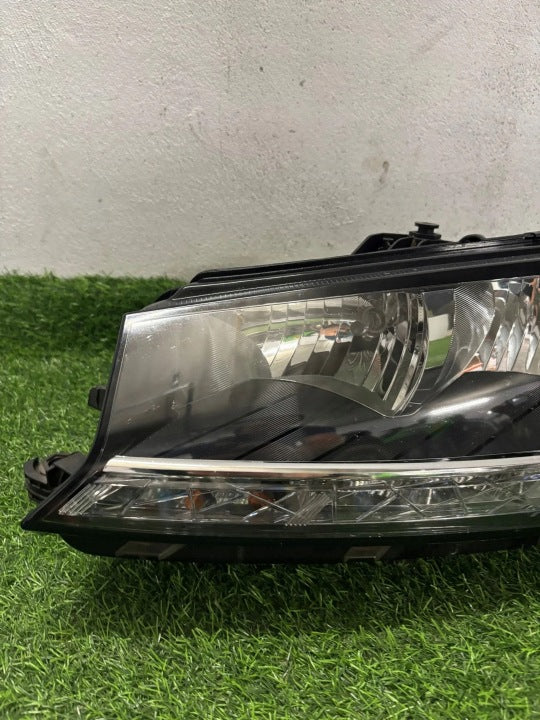 Frontscheinwerfer Skoda Fabia 6V1941015D Links Scheinwerfer Headlight SCH8802677475ik