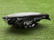 Laden Sie das Bild in den Galerie-Viewer, Frontscheinwerfer Volvo V60 II S60 III 32338001 Links Scheinwerfer Headlight SCH8803875741tk