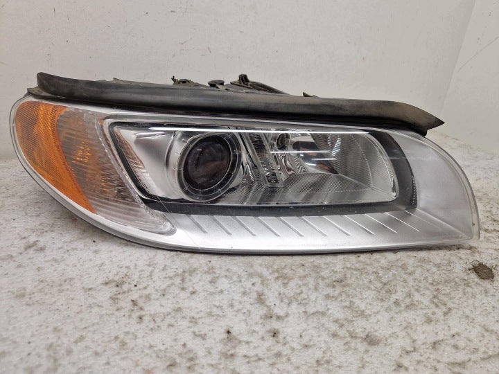 Frontscheinwerfer Volvo V70 S80 31353533 Xenon Rechts Scheinwerfer Headlight SCH8809962473hn