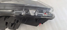 Load image into Gallery viewer, Frontscheinwerfer Mercedes-Benz Sprinter 9068205700 Rechts Headlight SCH8815383866be