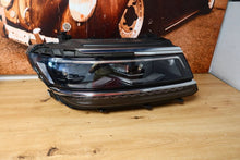 Laden Sie das Bild in den Galerie-Viewer, Frontscheinwerfer VW Tiguan 5NB941082 Rechts Scheinwerfer Headlight SCH8817167213gi