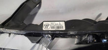 Laden Sie das Bild in den Galerie-Viewer, Frontscheinwerfer Toyota Corolla 8115002L50 Links Scheinwerfer Headlight SCH8820732504ku